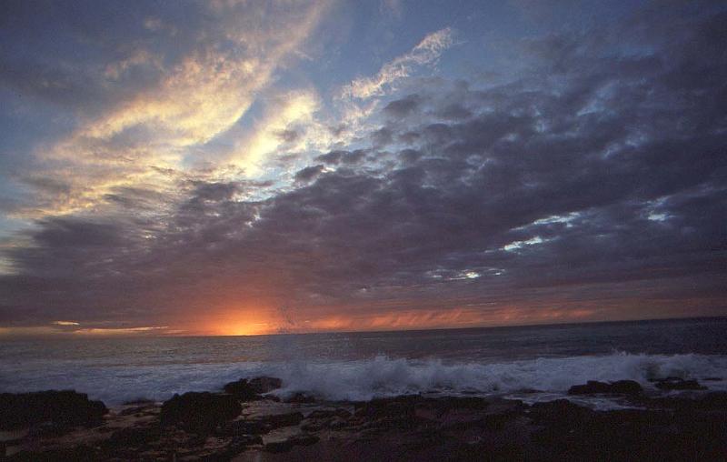 WT 0057 T09-07 Hawaii.jpg